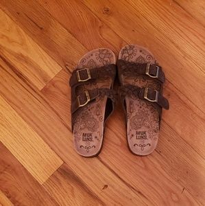 NWOT MUK LUK Juliette Sandals